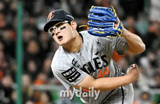 7일 오후 인천 SSG랜더스필드에서 진행된 '2026 프로야구 KBO리그' SSG랜더스와 한화 이글스의 경기. 한화 김서현이 역투하고 있다./마이데일리