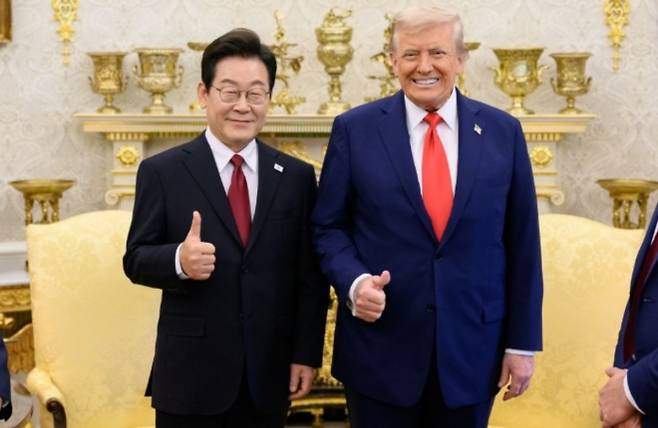 2025년 8월 미국 백악관에서 만난 이재명 대통령, 도널드 트럼프 미국 대통령. AP 연합뉴스