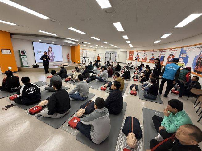심폐소생술 교육 현장 모습 ⓒ오산시체육회 제공