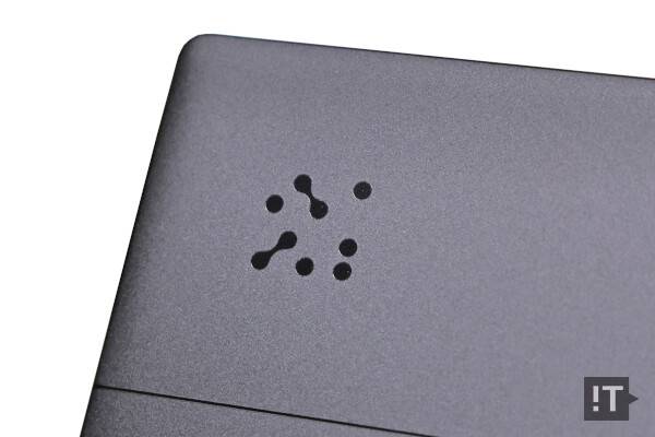 에이서 스위프트 고 16 AI(SFG16-74-7412) 상판에 있는 특유의 'AI' 로고 / 권용만 기자