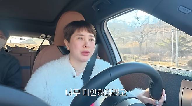 가수 서인영이 실어증 등을 겪는 힘든 상황에서 친어머니를 떠나보낸 아픔을 털어놨다. /사진=유튜브 채널 '개과천선 서인영' 영상