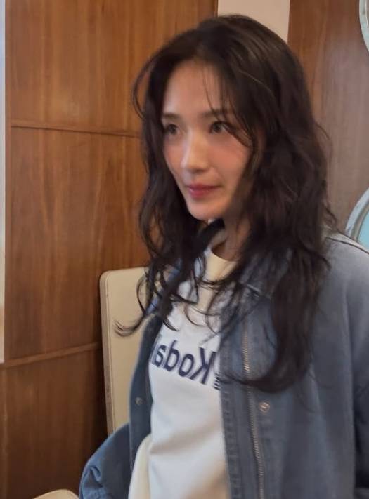 김혜윤 소셜 미디어