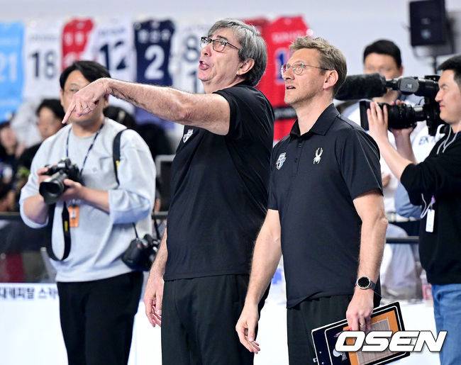 현대캐피탈 블랑 감독. / OSEN DB