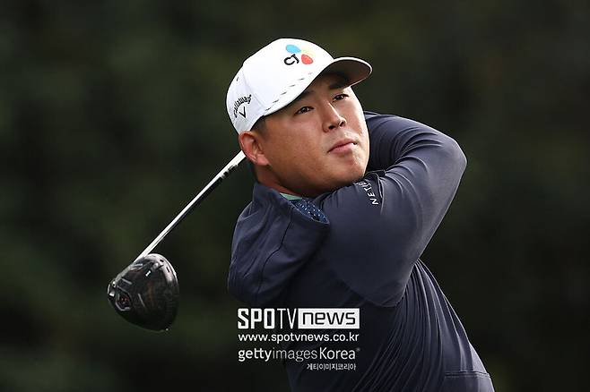 ▲ 김시우가 10일 제90회 마스터스 토너먼트 1라운드에서 3오버파 75타로 고전했다.