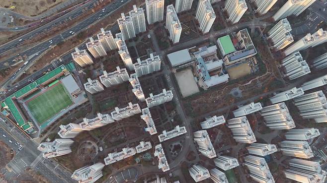 서울 시내 아파트 단지 전경. (사진=모션 엘리먼츠)