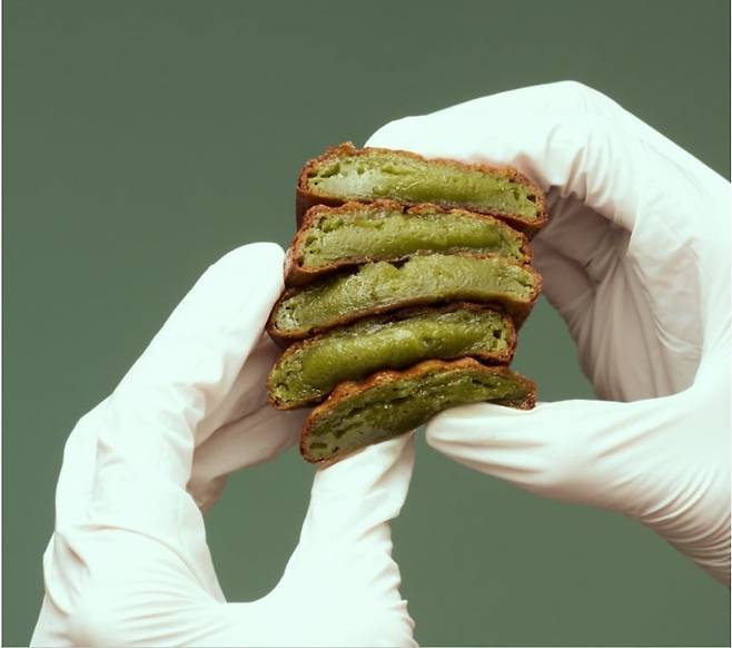 오설록에서 출시한 ‘말차 버터떡’. 오설록 제공