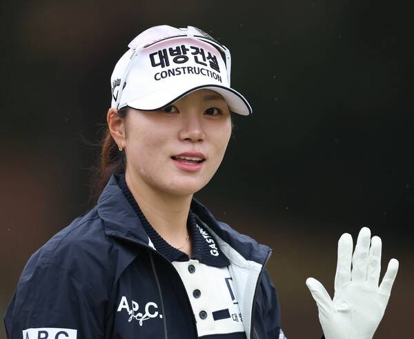 2026년 한국여자프로골프(KLPGA) 투어 iM금융오픈에 출전한 김민선7 프로가 2라운드에서 골프존카운티 선산의 코스레코드를 경신했다. 사진제공=KLPGA (사진을 무단으로 사용하지 마십시오.)