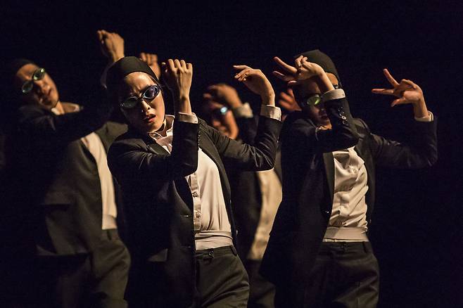 앰비규어스댄스컴퍼니. 출처 : 인천문화예술회관