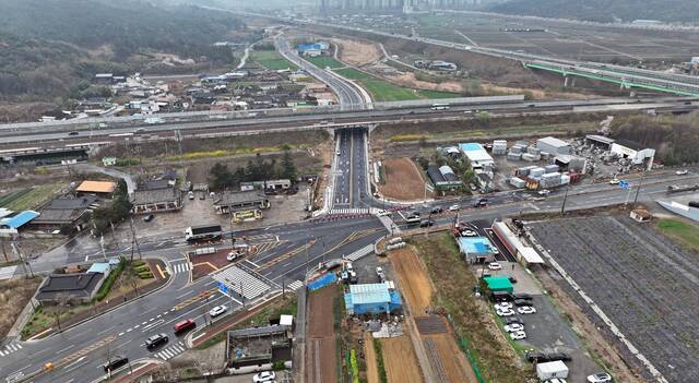 경주시가 6월말 준공 계획으로 추진하고 있는 화천에서 광명까지의 연결 도로망. 경주시 제공