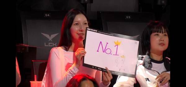 12일 서울 종로구 치지직 롤파크에서 열린 2026 LCK 2주차 2경기 2세트, KT 롤스터가 브리온을 상대로 단 한 번의 흐름도 내주지 않는 완벽한 운영을 펼쳤다. (KT 롤스터 & 한진 브리온=2:0). /사진=네이버 치지직 라이브영상 캡처