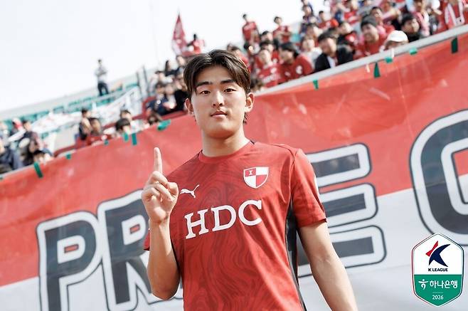 부산아이파크 백가온. /사진=한국프로축구연맹