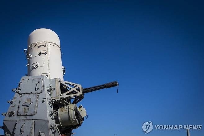 미국 해군 구축함 USS 그레이블리에 설치된 팰런스.AP연합뉴스