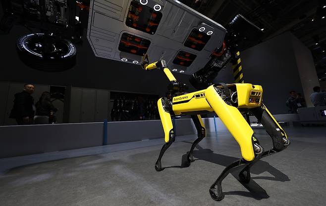 현대차그룹이 지난 1월 국제 가전·정보기술 박람회(CES)에서 공개한 로봇개 스팟. 연합뉴스