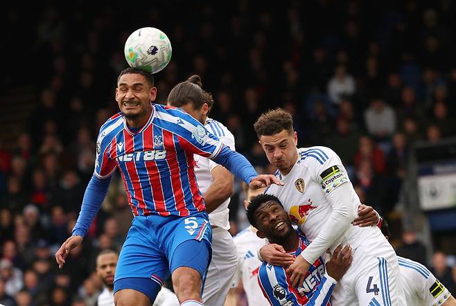 크리스털 팰리스의 막상스 라크루아(왼쪽). 로이터