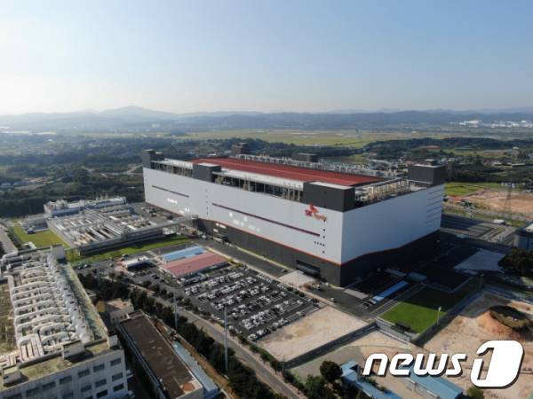 SK하이닉스 청주사업장 전경. (SK하이닉스 제공) ⓒ 뉴스1 강태우 기자