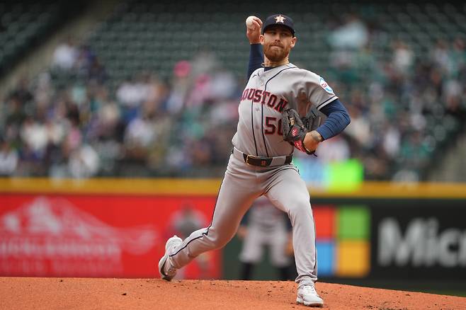 Houston Astros starting pitcher Mike Burrows throws against the Seattle Mariners during the first inning of a baseball game, Monday, April 13, 2026, in Seattle. (AP Photo/Lindsey Wasson)
<저작권자(c) 연합뉴스, 무단 전재-재배포, AI 학습 및 활용 금지>