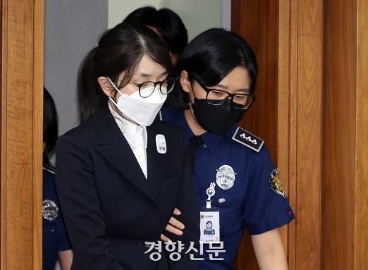 재판받는 김건희 여사. 사진공동취재단