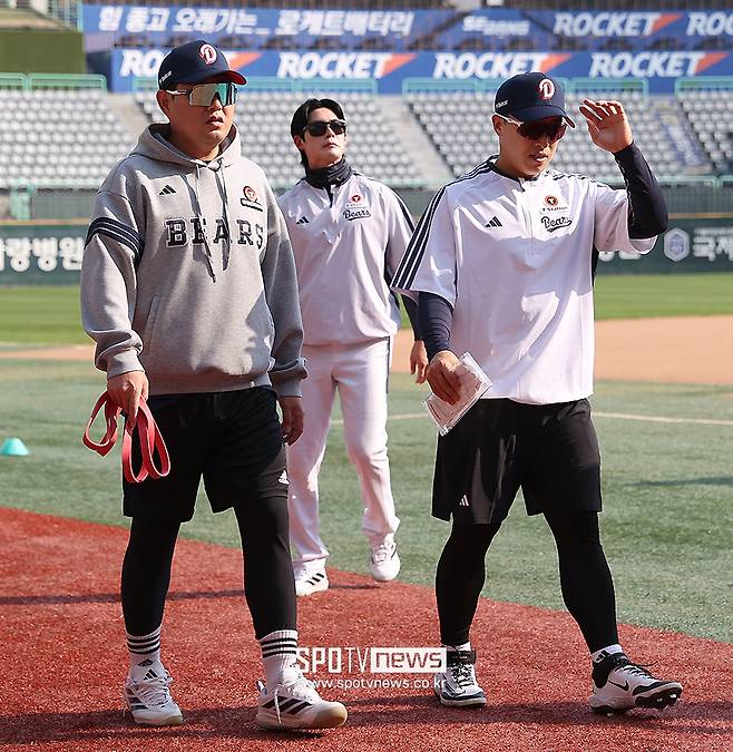 ▲ 왼쪽부터 양의지, 손아섭 ⓒ곽혜미 기자