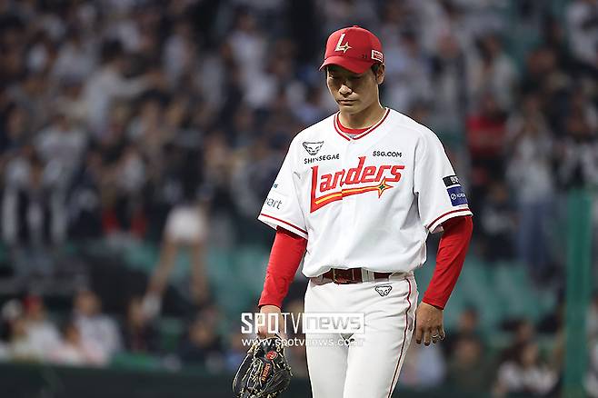 ▲ 타케다를 놓고 여러 가지 고민에 빠질 SSG ⓒ곽혜미 기자