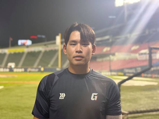 데뷔 6년 만에 '에이스급' 투수로 날아오르고 있는 롯데 왼손 투수 김진욱. 배영은 기자