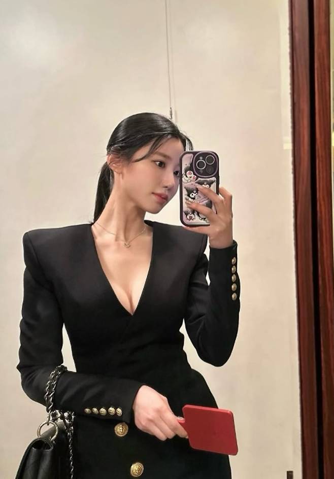 배우 신지원