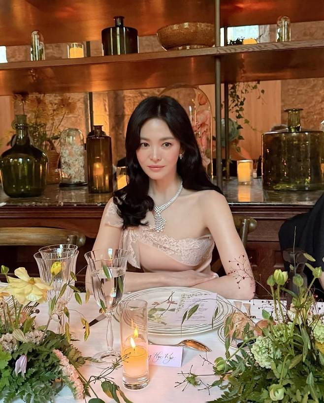 사진 = 송혜교 인스타그램