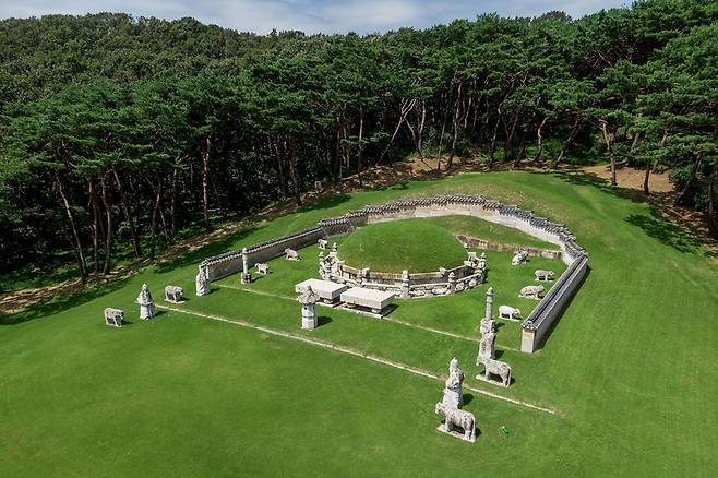 ▲ 인조와 인열왕후가 잠들어 있는 경기 파주 소재 장릉(長陵)의 전경