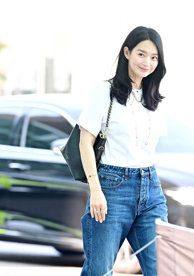 배우 신민아. 루이비통 제공