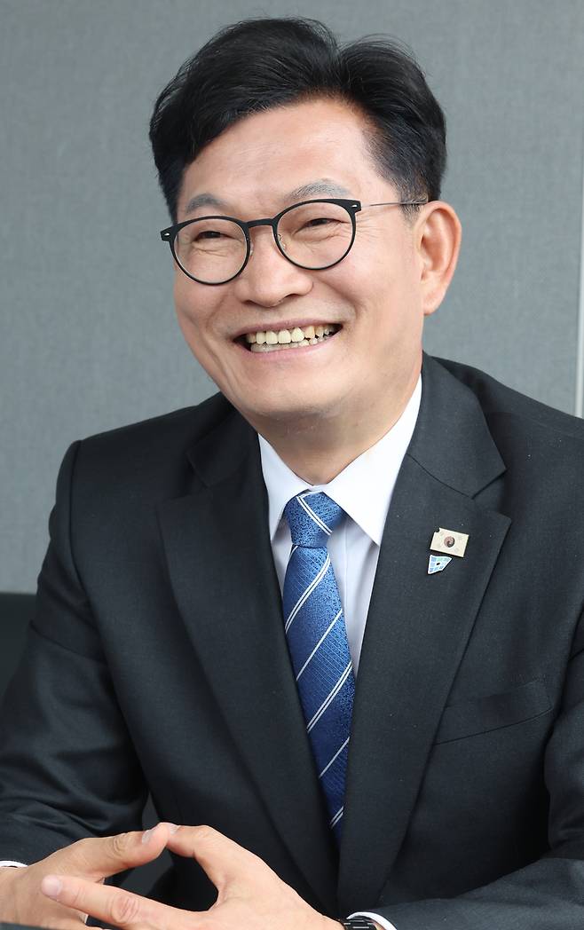▲송영길 민주당 전 대표는 국회의원 당선 후 국방위원회에서의 활동을 계획했다. /양진수 기자 photosmith@incheonilbo.com