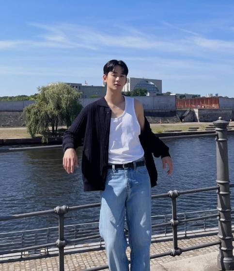 김수현 소셜 미디어