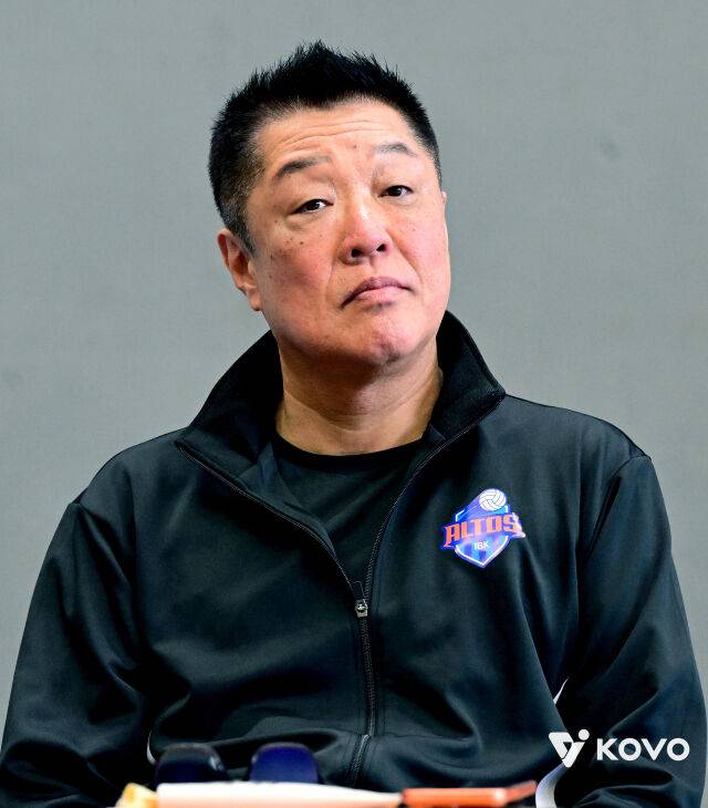 마나베 IBK기업은행 감독은 빅토리아와 재계약을 할까./KOVO