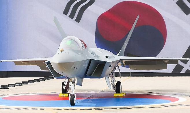 KF-21 양산1호기가 경남 사천 한국항공우주산업(KAI)에 놓여있다. 세계일보 자료사진
