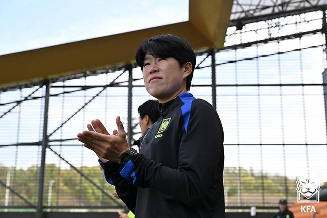 이다영 17세 이하(U17) 여자 축구대표팀 감독. (대한축구협회 제공)