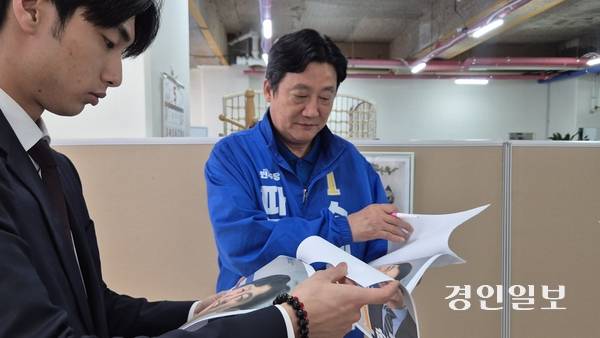 손배찬 더불어민주당 파주시장 후보는 “출퇴근이 편해지고, 아이 키우기 좋아지고, 가까운 곳에서 의료와 문화를 누릴 수 있는 스스로 성장하는 자족도시를 만들겠다”고 약속했다. 2026.5.12 파주/김환기기자 khk@kyeongin.com