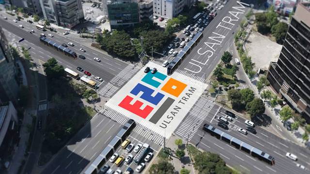 트램이 울산 도심을 가로지르며 달리는 가상도. 울산시청 제공