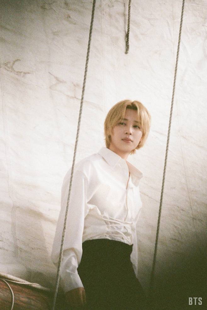 'K팝 대표 주자' 방탄소년단 지민 'Angel Pt.1' 美 레코드산업협회 골드 플래티넘 인증