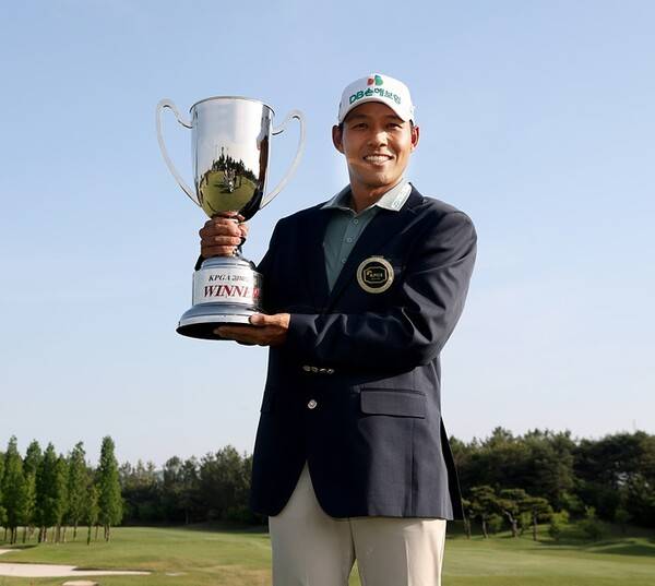 2026년 한국프로골프(KPGA) 투어 KPGA 경북오픈 우승을 차지한 문도엽 프로. 사진제공=KPGA (사진을 무단으로 사용하지 마십시오.)