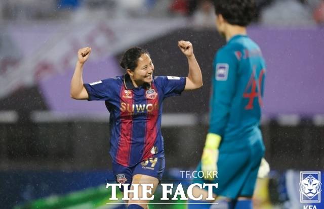 후반 4분 선제골을 기록한 수원FC 위민의 하루히 스즈키./수원종합운동장=KFA