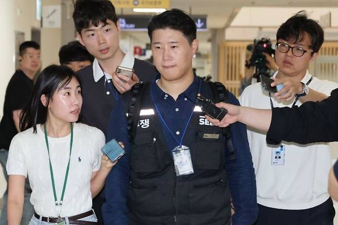삼성그룹 초기업노동조합 삼성전자지부 최승호 위원장이 총파업 예고 시점을 이틀 앞둔 19일 정부세종청사 중앙노동위원회에서 열린 2차 사후조정 2일차 회의에 참석하고 있다. 연합뉴스