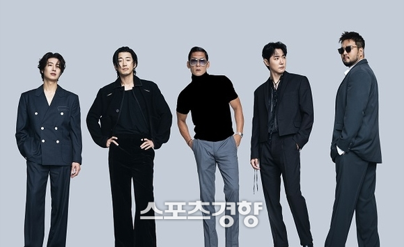 그룹 지오디(god)의 멤버들. 왼쪽부터 손호영, 윤계상, 박준형, 데니안, 김태우. 사진 스포츠경향DB