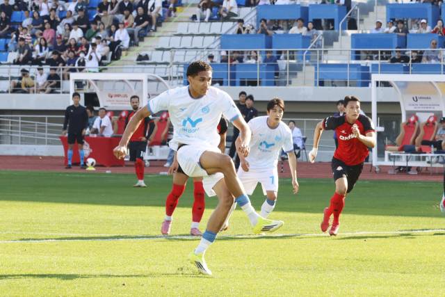 지난 17일 대구FC의 데커스가 김해FC와의 경기에서 득점하는 모습. 대구FC 제공