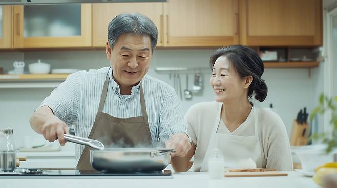 역할 분담을 새롭게 짜고 서로의 노력을 인정하는 태도가 필요하다. 클립아트코리아