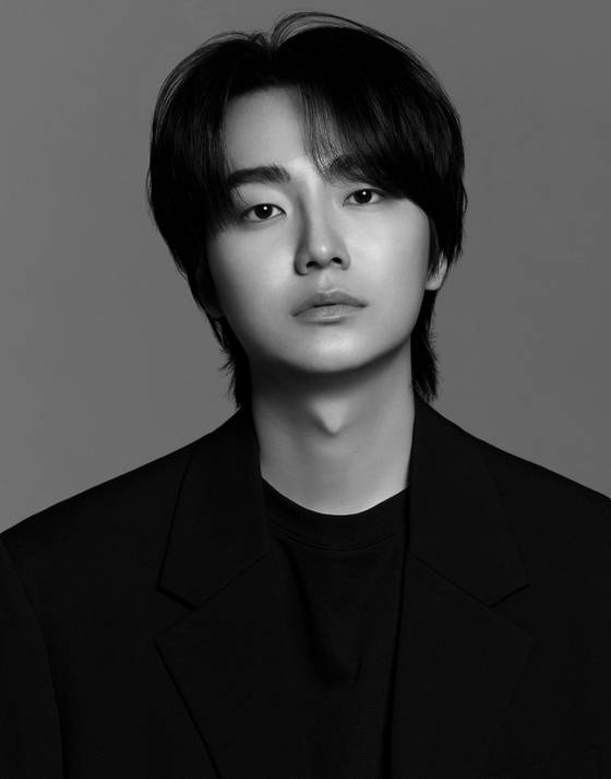 배우 성유빈