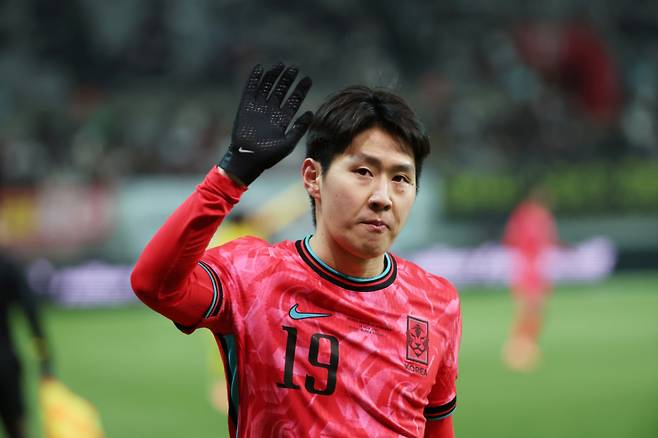 오는 6월 열리는 2026 국제축구연맹(FIFA) 북중미 월드컵에 나서는 홍명보호 26인의 시장가치 총액이 1억3675만유로(약 2407억원)로 평가된 가운데 가장 몸값이 높은 선수는 이강인(사진, 파리생제르맹)이었다. /사진=뉴스1