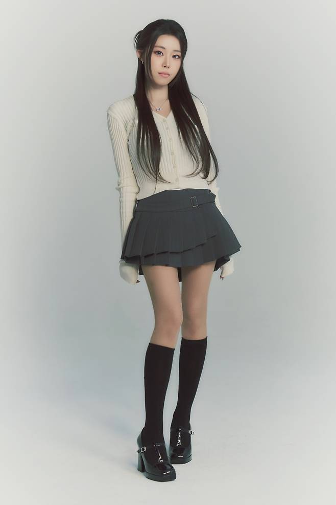 예잔.