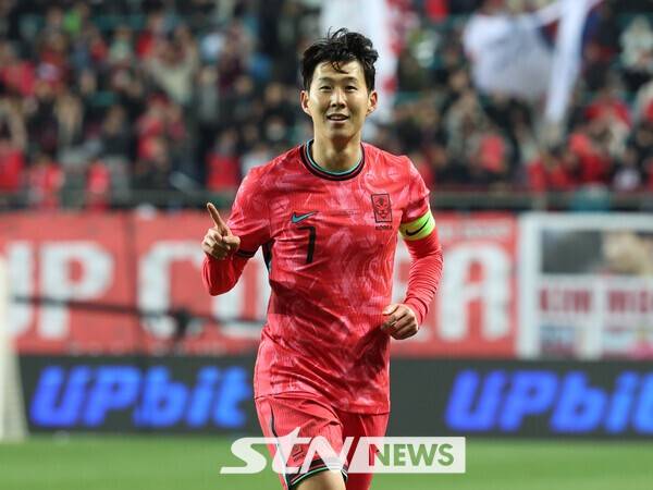 2026 국제축구연맹(FIFA) 북중미 월드컵에 출전하는 국가대표 손흥민. /사진=뉴시스