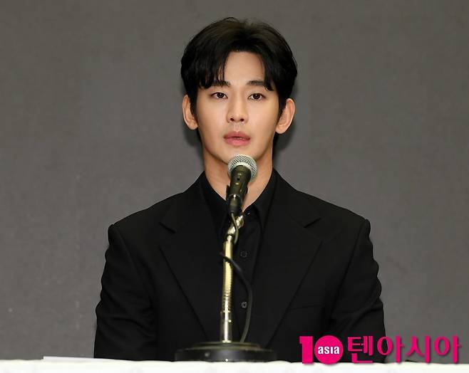 배우 김수현이 기자회견에 참석했다. / 사진=텐아시아DB