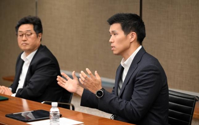 이성수 에셋플러스자산운용 대표이사와 고태훈(오른쪽) 에셋플러스자산운용 액티브운용ETF본부장. /사진=이명근 기자 qwe123@