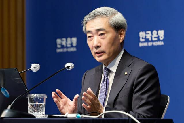 28일 서울 중구 한국은행에서 열린 기자간담회에서 신현송 총재가 발언하고 있다.(사진=한국은행)