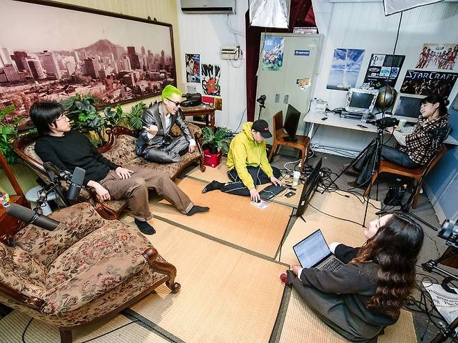 ″다들 눈치 보느라 못한 걸 우리가 해버리자는 생각이었죠.″ 사진 폴인